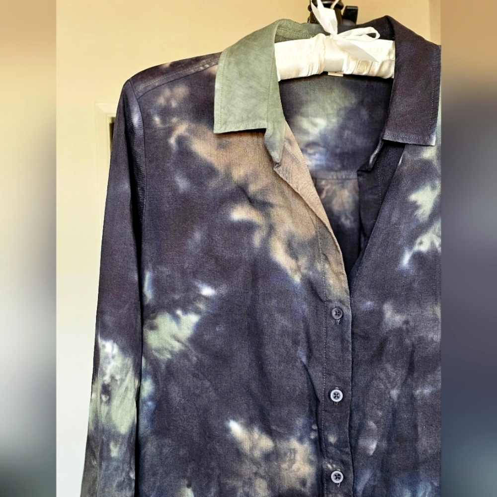 Cloth & Stone x Anthropologie Tie-Dye Button-Down Shirt - Picture 3 of 7